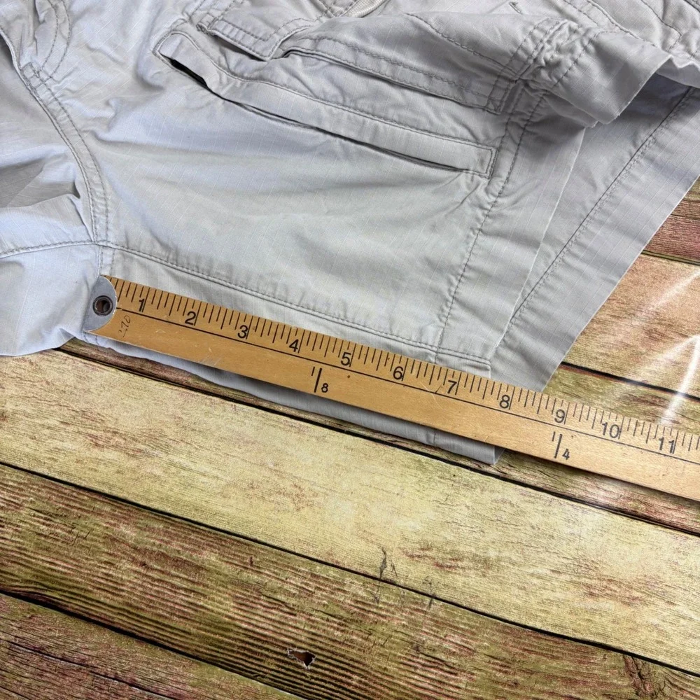 Eddie Bauer Stone Khaki Ripstop Cargo Shorts Mens Size 35 Gorpcore Indie Utility